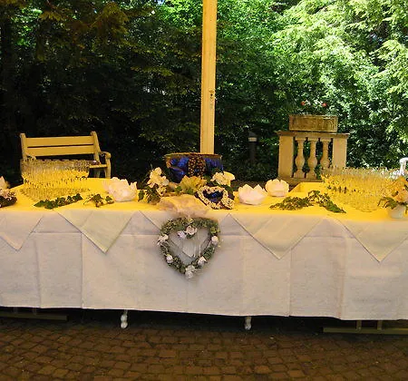 מלון Am Schlosspark איסמנינג