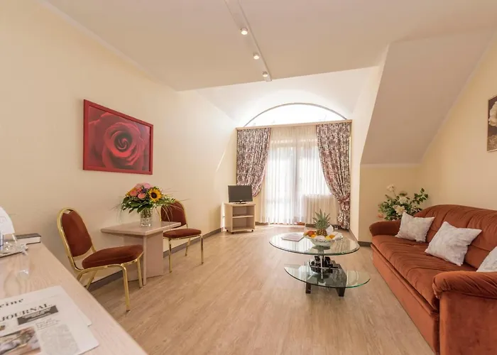 فندق Am Schlosspark إيسمانينغ